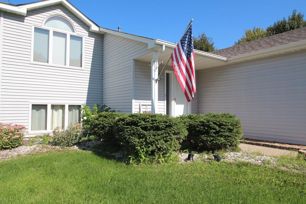 18896 Embers Avenue, Farmington, MN 55024 — photo 5