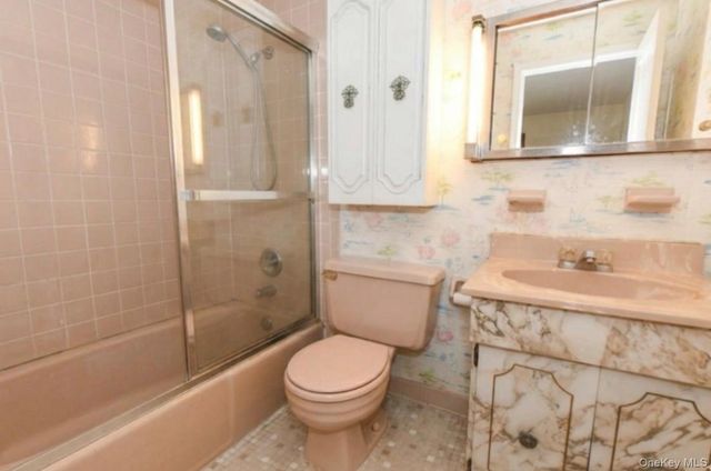 8259 172nd Street, Jamaica Hills, NY 11432
