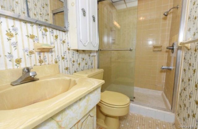 8259 172nd Street, Jamaica Hills, NY 11432