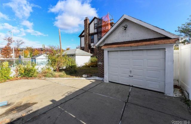 8259 172nd Street, Jamaica Hills, NY 11432