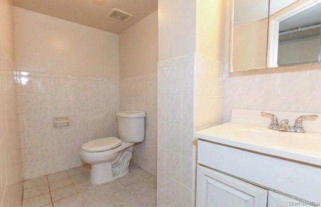 8259 172nd Street, Jamaica Hills, NY 11432
