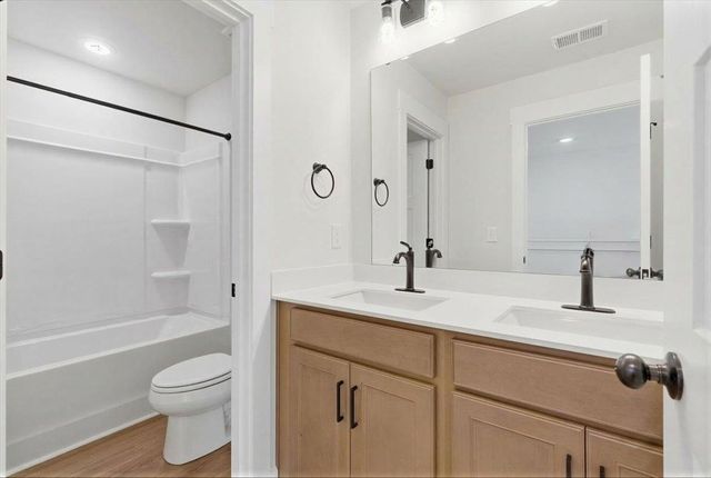 446 Amaryllis Lane, Woodruff, SC 29388