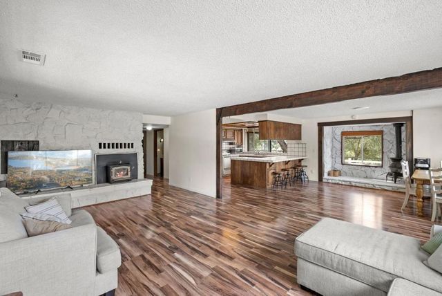 340 Hillside Road, San Juan Bautista, CA 95045