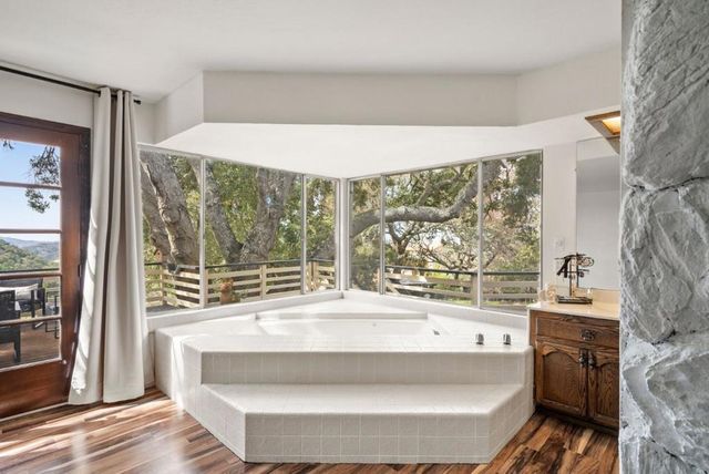 340 Hillside Road, San Juan Bautista, CA 95045