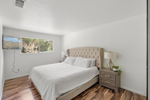 340 Hillside Road, San Juan Bautista, CA 95045