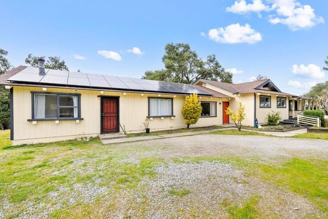 340 Hillside Road, San Juan Bautista, CA 95045