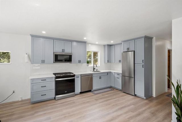 340 Hillside Road, San Juan Bautista, CA 95045