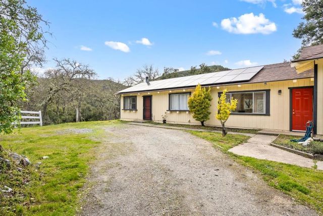 340 Hillside Road, San Juan Bautista, CA 95045