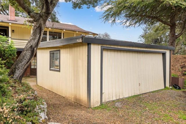 340 Hillside Road, San Juan Bautista, CA 95045