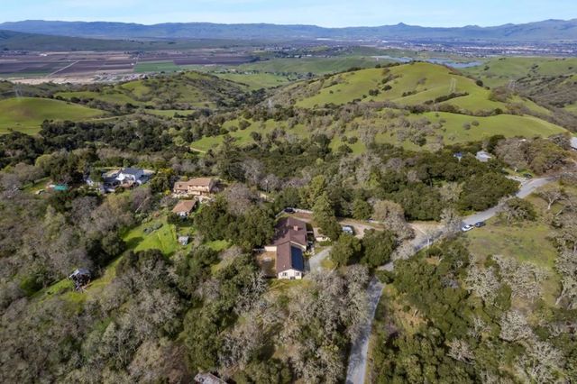 340 Hillside Road, San Juan Bautista, CA 95045