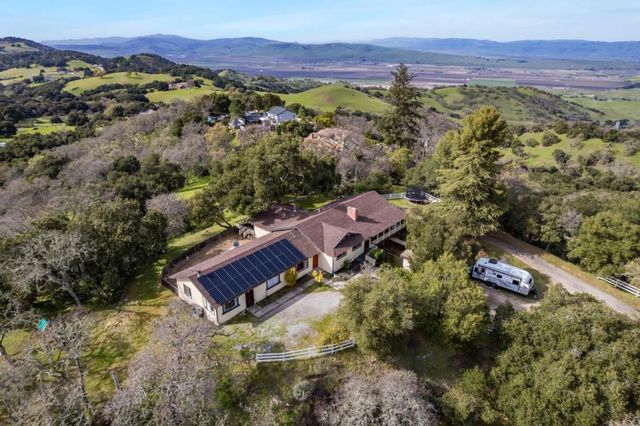 340 Hillside Road, San Juan Bautista, CA 95045