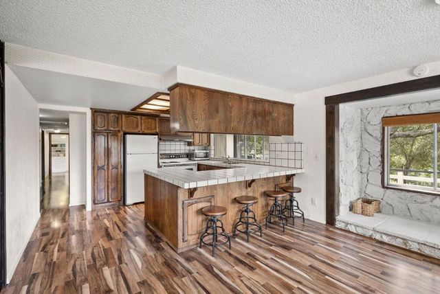 340 Hillside Road, San Juan Bautista, CA 95045