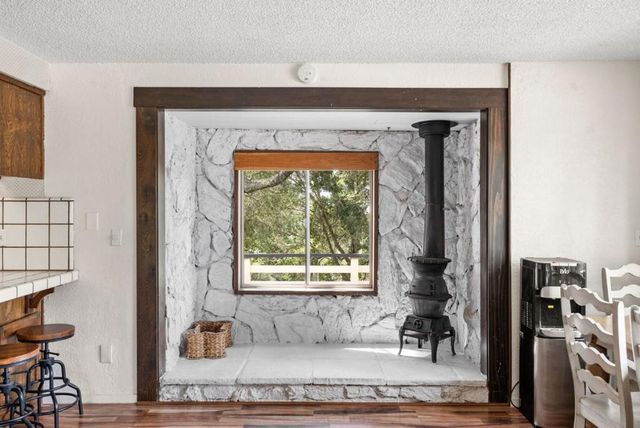 340 Hillside Road, San Juan Bautista, CA 95045