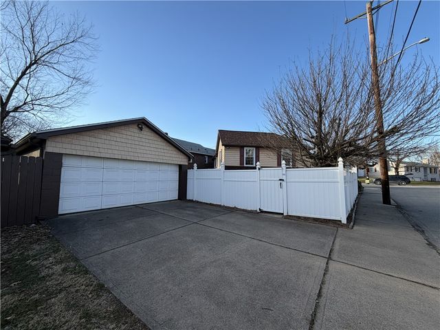 1248 Pocono Street, Squirrel Hill, PA 15218