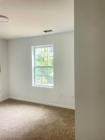 1005 TEXAS ST, Martinsburg, WV 25401