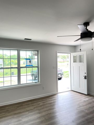 1005 TEXAS ST, Martinsburg, WV 25401