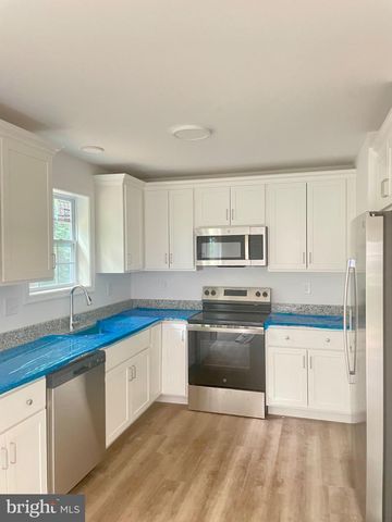 1005 TEXAS ST, Martinsburg, WV 25401