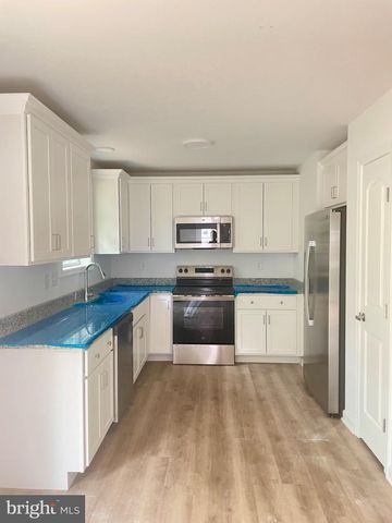 1005 TEXAS ST, Martinsburg, WV 25401