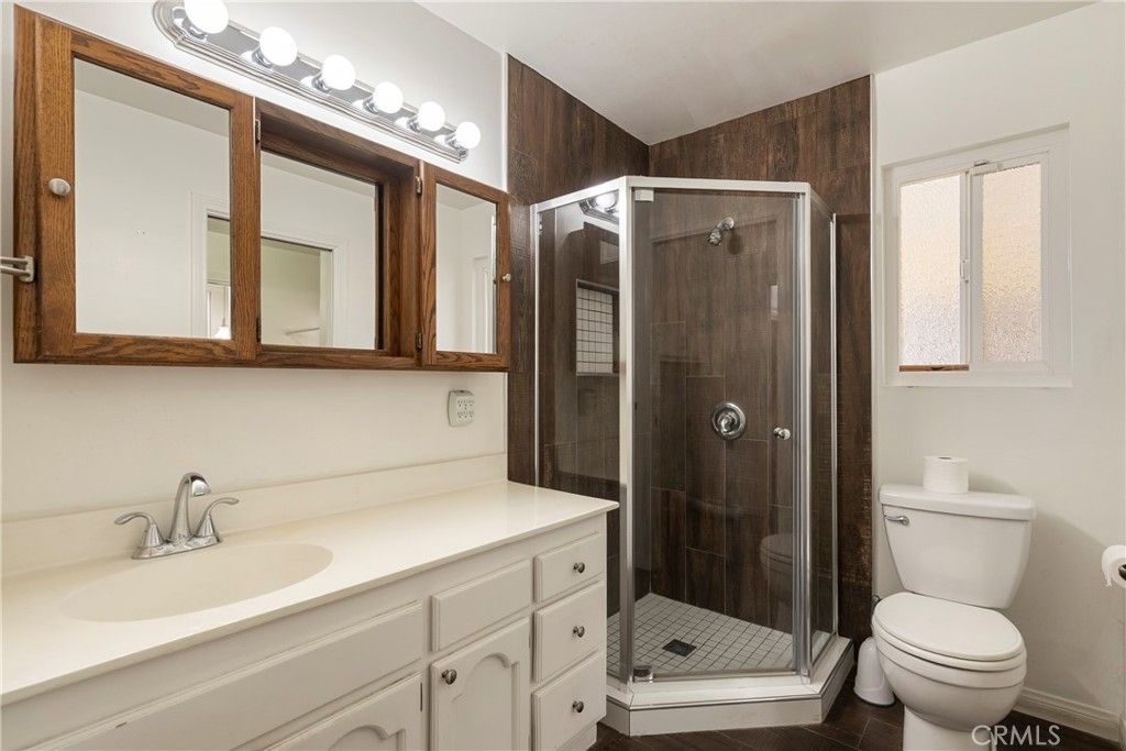 Image 13 of property listing at 232 N Aspan, Azusa, CA 91702