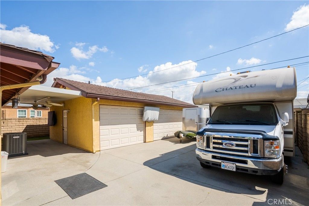 Image 28 of property listing at 232 N Aspan, Azusa, CA 91702