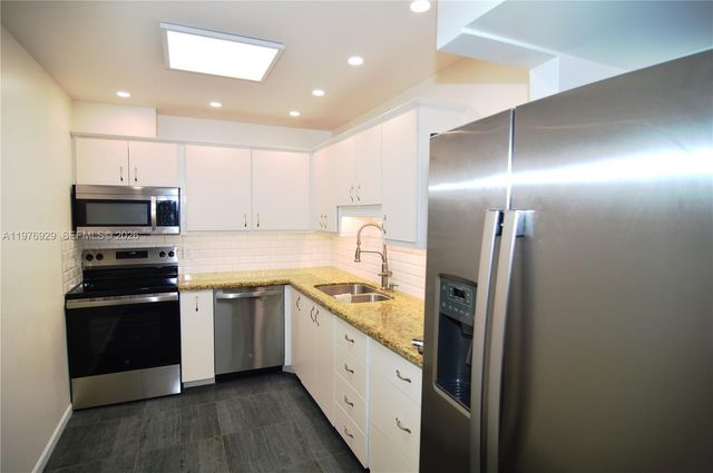 10125 S 42nd Ave S 151, Boynton Beach, FL 33436