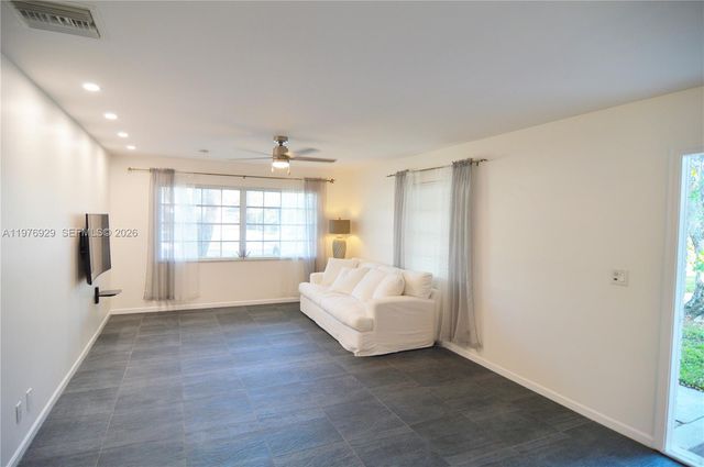 10125 S 42nd Ave S 151, Boynton Beach, FL 33436