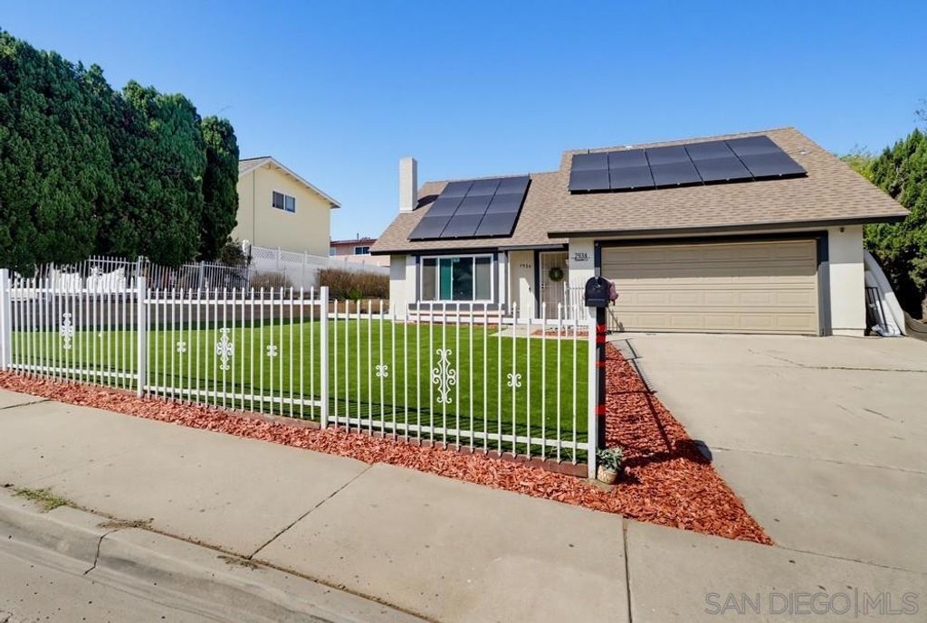 7934 Blossom Ln, Lemon Grove, CA 91945 — photo 3