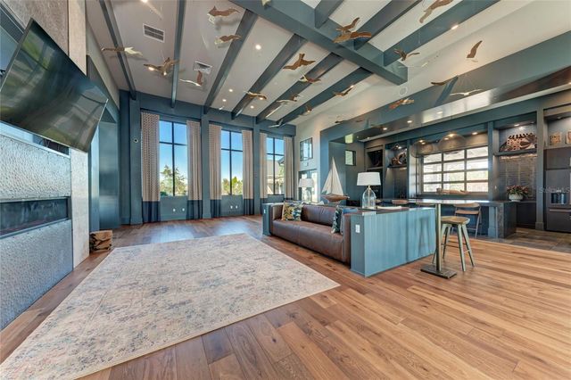 8079 SLIPWAY DR, Sarasota, FL 34240