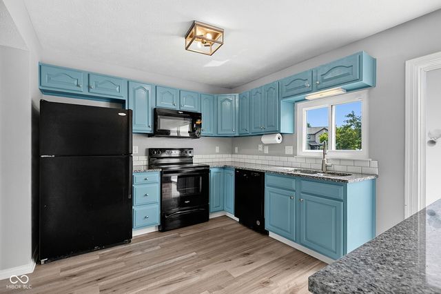 3923 Planewood Drive, Indianapolis, IN 46235