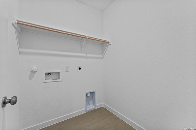 2299 Fort Davis Pass, Marion, TX 78124