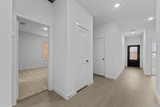 2299 Fort Davis Pass, Marion, TX 78124