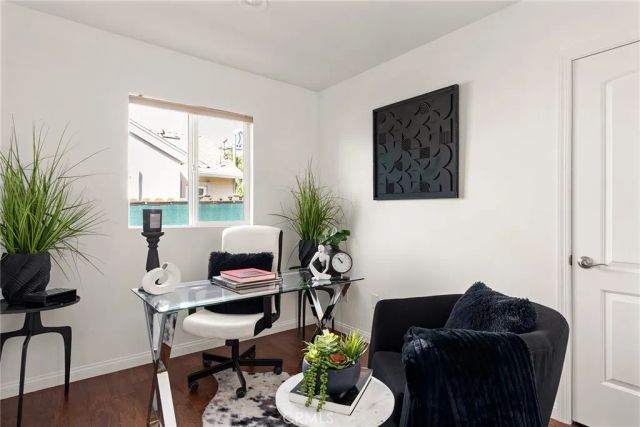 13927 Otsego St, Sherman Oaks, CA 91423