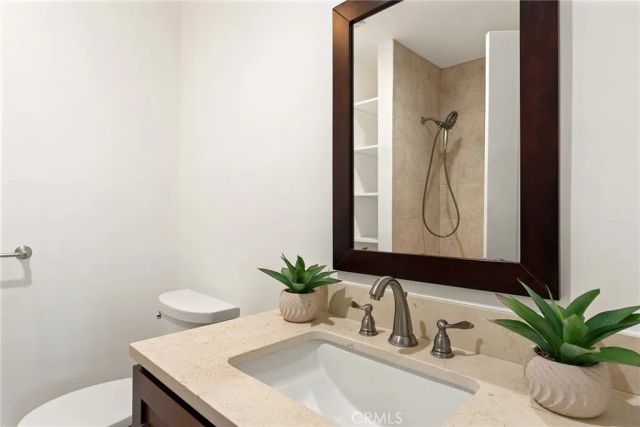 13927 Otsego St, Sherman Oaks, CA 91423