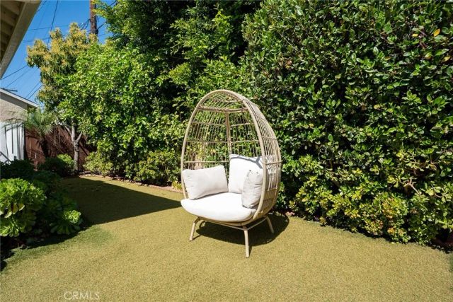 13927 Otsego St, Sherman Oaks, CA 91423