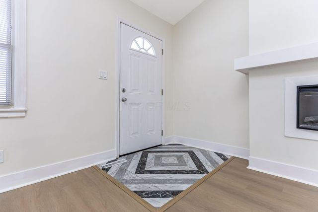 814 Miriam Drive W, Columbus, OH 43204