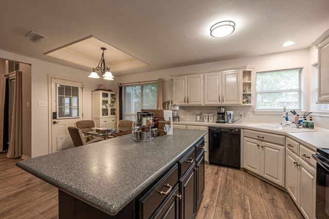 601 Quail Lane, Whitehouse, TX 75791