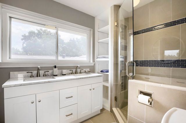 2119 Healey Drive, Dallas, TX 75228