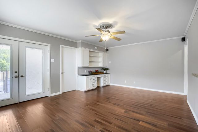 2119 Healey Drive, Dallas, TX 75228