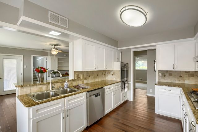 2119 Healey Drive, Dallas, TX 75228