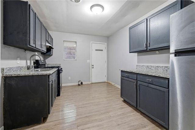 6401 Raymond Terrace, Union City, GA 30291