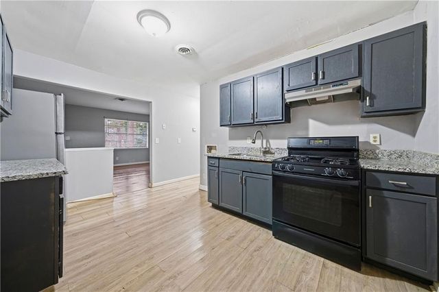 6401 Raymond Terrace, Union City, GA 30291