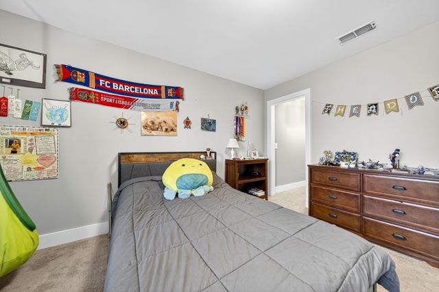 1111 Vinings Blvd, Gallatin, TN 37066