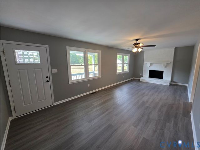 7613 Squirrel Level Rd, North Dinwiddie, VA 23805