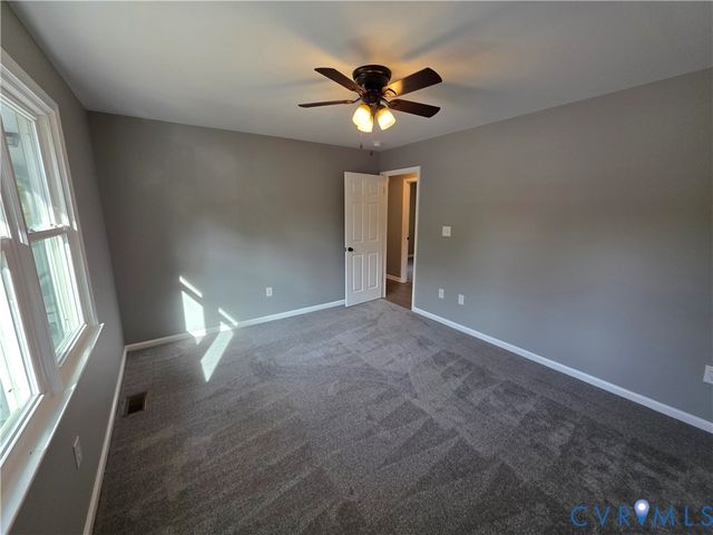 7613 Squirrel Level Rd, North Dinwiddie, VA 23805