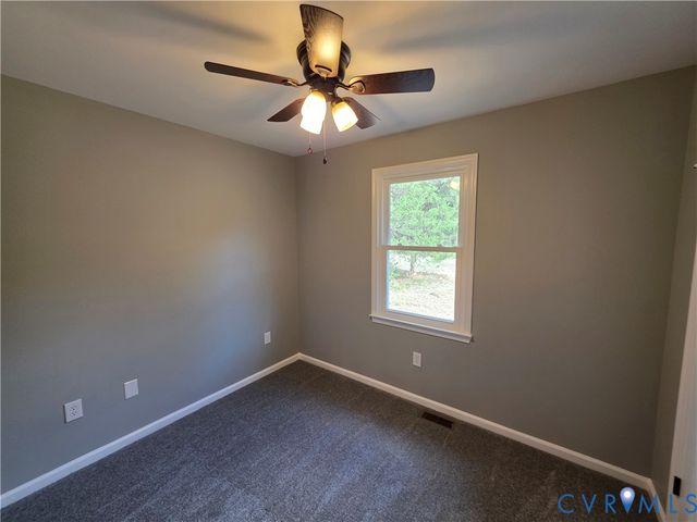 7613 Squirrel Level Rd, North Dinwiddie, VA 23805