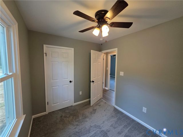 7613 Squirrel Level Rd, North Dinwiddie, VA 23805