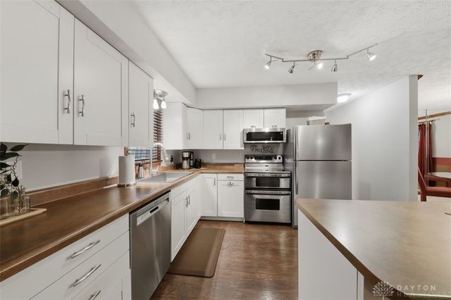 703 Dorchester Drive, Springfield, OH 45506