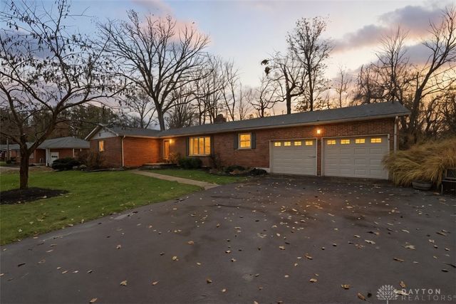 703 Dorchester Drive, Springfield, OH 45506