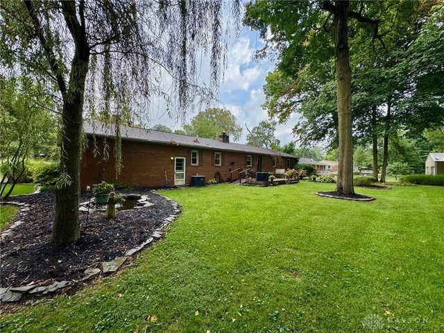 703 Dorchester Drive, Springfield, OH 45506