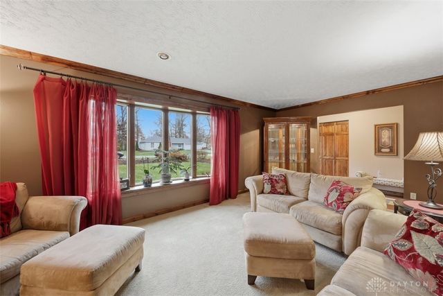 703 Dorchester Drive, Springfield, OH 45506